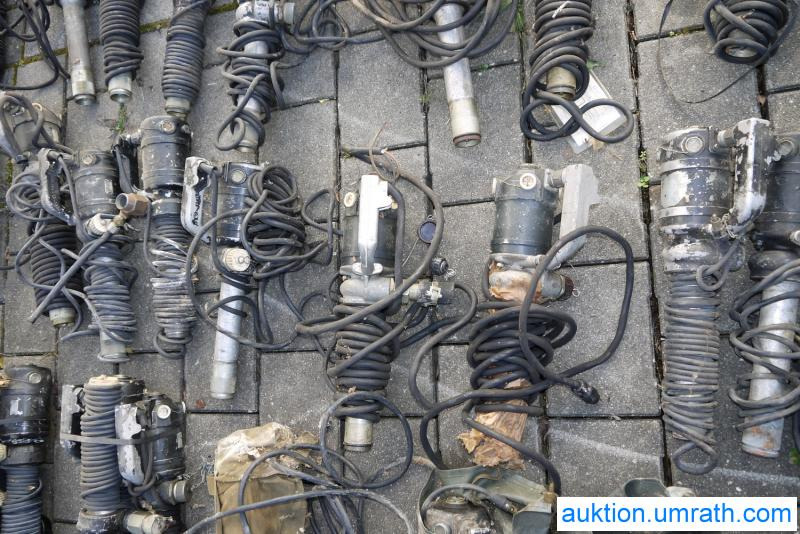 الأدوات والمعدات NVA / Russische Armee Fasspumpen MBI-3A 12 bis 24 Volt 90 Stück Rarität für  / - Sammler: صور 6