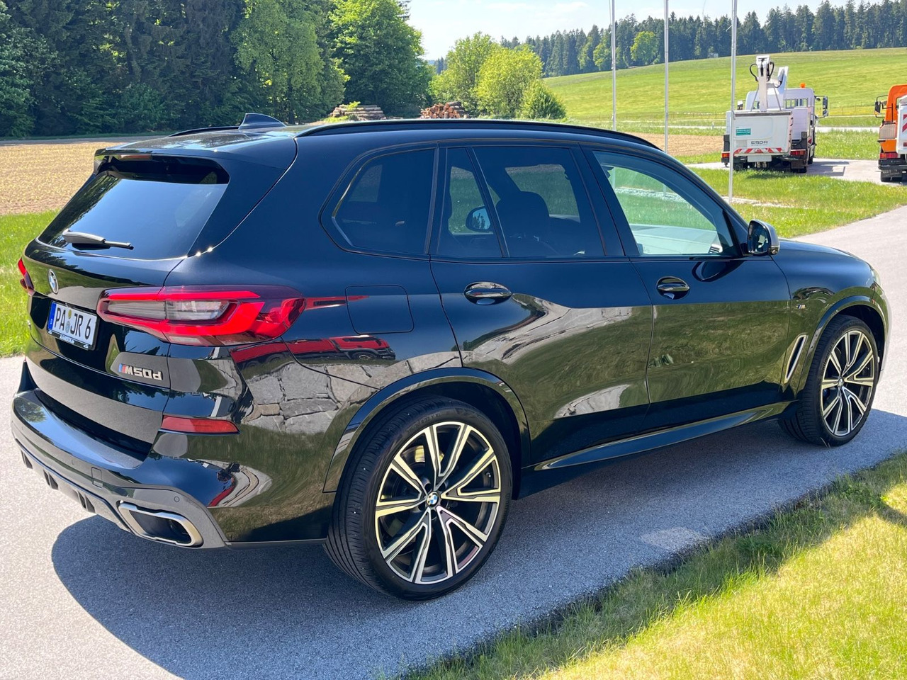 BMW X5 Baureihe X5 M50 d - سيارة دفع رباعي: صور 4 BMW X5 Baureihe X5 M50 d - سيارة دفع رباعي: صور 4