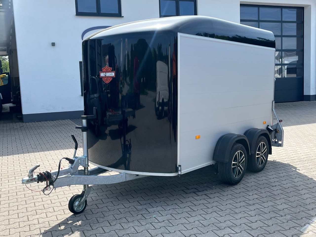 Cheval Liberte C7 2000KG Motorradanhänger Kofferanhänger - مقطورة دراجة نارية: صور 1 Cheval Liberte C7 2000KG Motorradanhänger Kofferanhänger - مقطورة دراجة نارية: صور 1