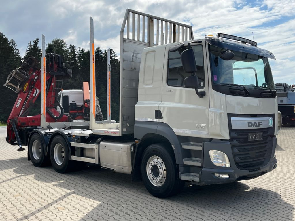 DAF CF 460 6x4 mit Riedler Holzaufb. Penz Kran 12Z DAF CF 460 6x4 mit Riedler Holzaufb. Penz Kran 12Z - شاحنة قطع الأشجار, شاحنة كرين: صور 2 DAF CF 460 6x4 mit Riedler Holzaufb. Penz Kran 12Z DAF CF 460 6x4 mit Riedler Holzaufb. Penz Kran 12Z - شاحنة قطع الأشجار, شاحنة كرين: صور 2