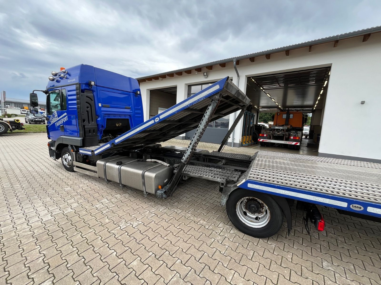 MAN TGL 8.250 Autotransp. mit FVG Ultraliner - شاحنة نقل سيارات شاحنة: صور 2 MAN TGL 8.250 Autotransp. mit FVG Ultraliner - شاحنة نقل سيارات شاحنة: صور 2
