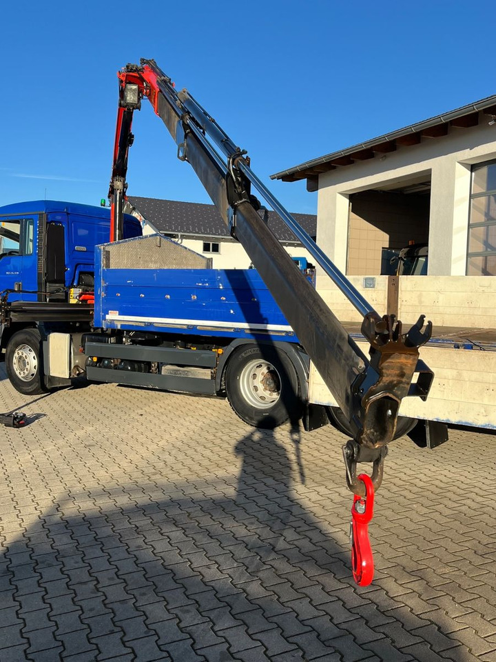 MAN TGS 26.320 Pritsche mit Kran Palfinger PK12002 - شاحنات مسطحة, شاحنة كرين: صور 3 MAN TGS 26.320 Pritsche mit Kran Palfinger PK12002 - شاحنات مسطحة, شاحنة كرين: صور 3