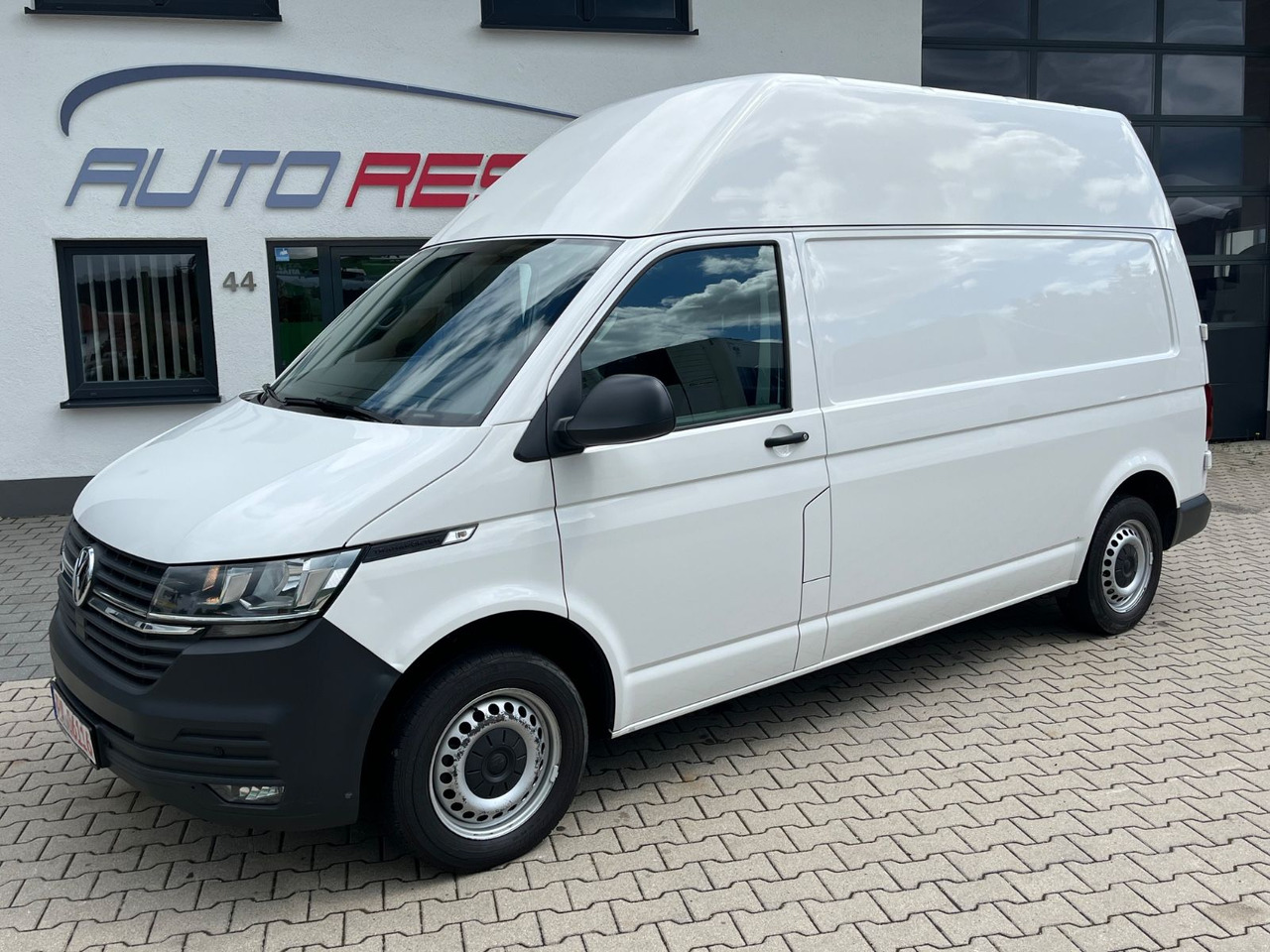Volkswagen T6.1 Kastenwagen hoch - lang Klima PDC - فان المدمجة: صور 2 Volkswagen T6.1 Kastenwagen hoch - lang Klima PDC - فان المدمجة: صور 2