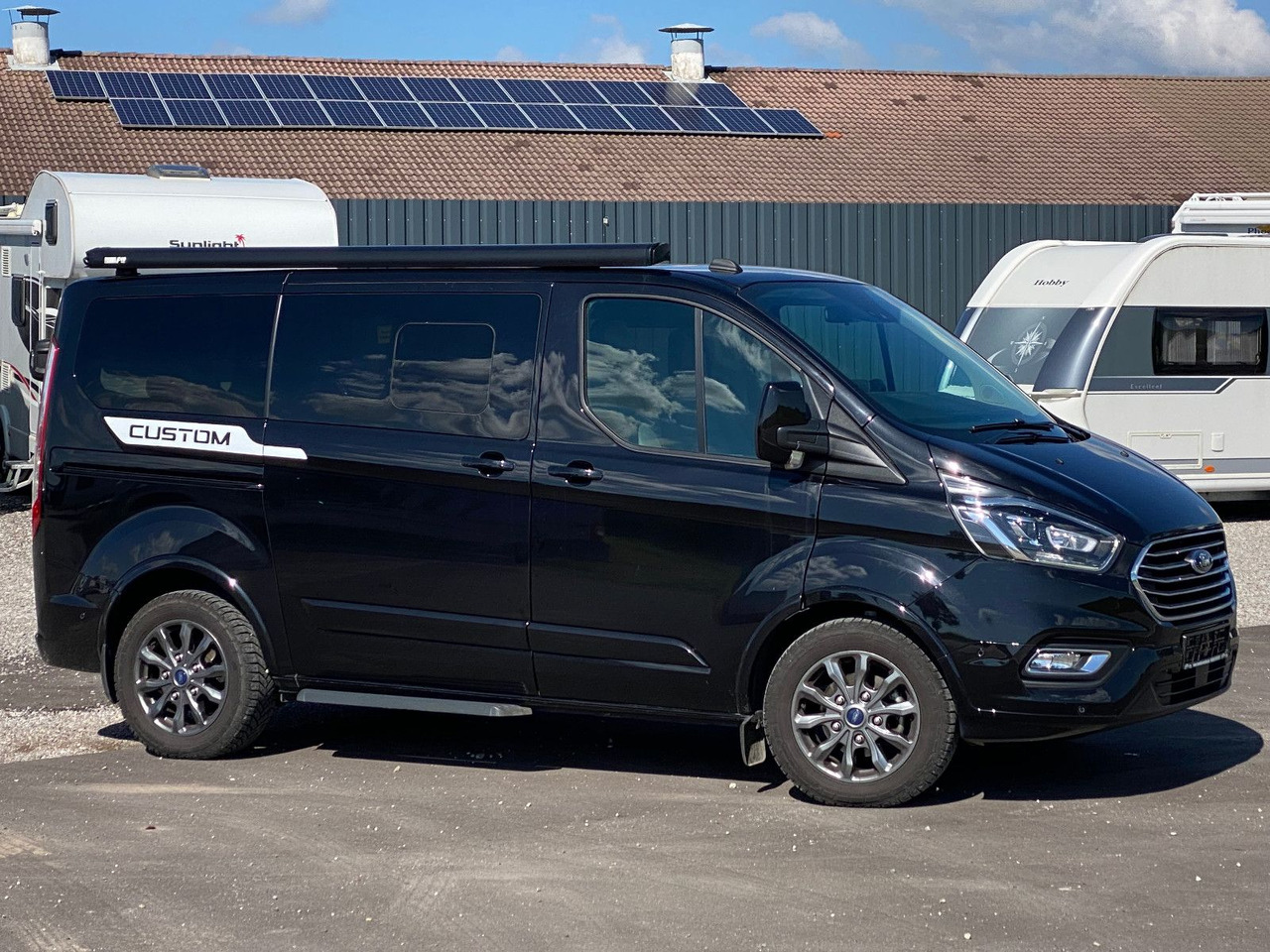 Ford Transit/Tourneo Custom Kombi 320 L1 Titanium X - ميكروباص: صور 2 Ford Transit/Tourneo Custom Kombi 320 L1 Titanium X - ميكروباص: صور 2