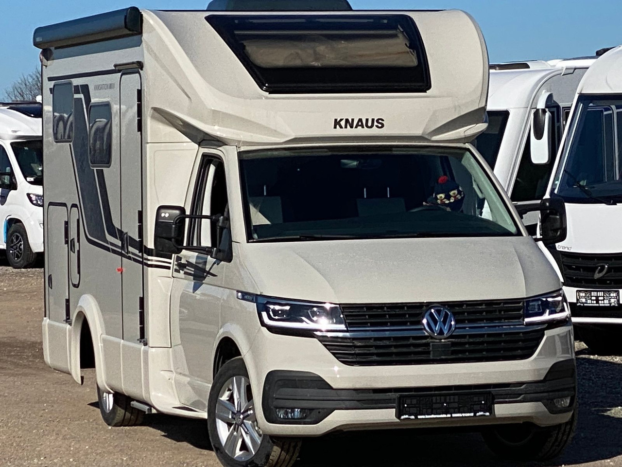 Knaus TOURER CUVISION 500 MQ,4 Personen,slide Bett Knaus TOURER CUVISION 500 MQ,4 Personen - موتر هوم شبه متكامل: صور 2 Knaus TOURER CUVISION 500 MQ,4 Personen,slide Bett Knaus TOURER CUVISION 500 MQ,4 Personen - موتر هوم شبه متكامل: صور 2