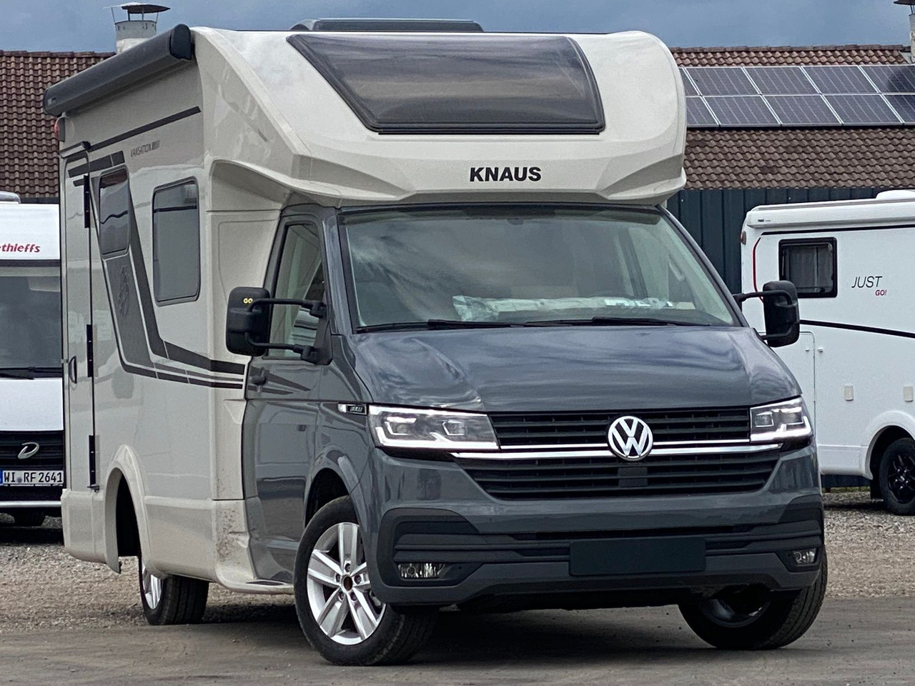 Knaus Tourer Van 500 LT, slide Bett, 4 P. Zulassung - موتر هوم شبه متكامل: صور 4 Knaus Tourer Van 500 LT, slide Bett, 4 P. Zulassung - موتر هوم شبه متكامل: صور 4