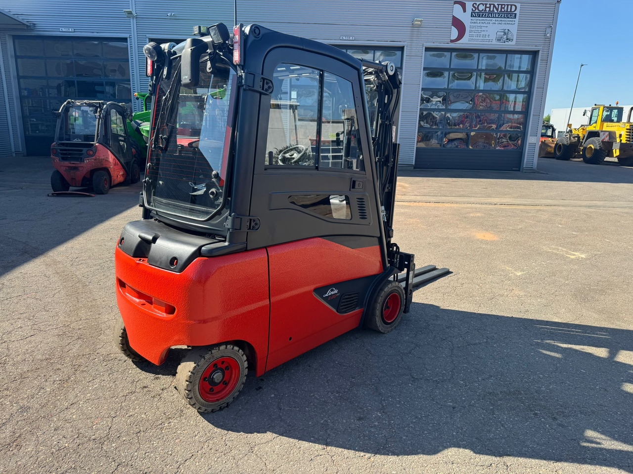 LINDE E20PHL-02 Elektro Triplex Kabine Heizung integriertes Ladegerät - رافعة شوكية كهربائية: صور 3 LINDE E20PHL-02 Elektro Triplex Kabine Heizung integriertes Ladegerät - رافعة شوكية كهربائية: صور 3