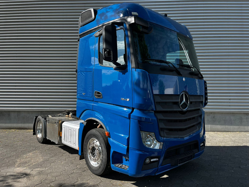Mercedes-Benz Actros 1843 / Retarder / Hydarulic / ADR - شاحنة جرار: صور 2 Mercedes-Benz Actros 1843 / Retarder / Hydarulic / ADR - شاحنة جرار: صور 2