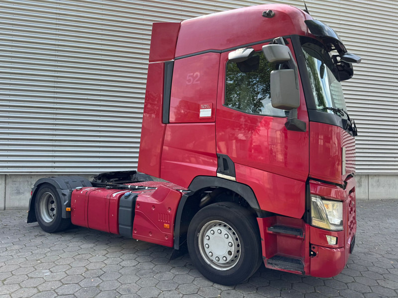 Renault T 460 / 2 Tanks / Refrigerator / 2 Beds / Euro 6 - شاحنة جرار: صور 2 Renault T 460 / 2 Tanks / Refrigerator / 2 Beds / Euro 6 - شاحنة جرار: صور 2