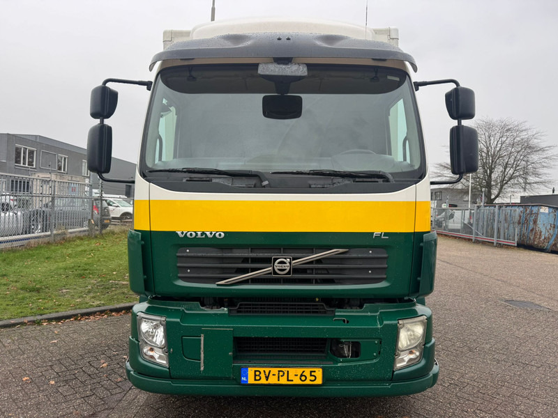 Volvo FL 240 / 6 Cylinder / 18 Tons / Manual / Tail Lift / TUV:1-2026 / NL Truck - بصندوق مغلق شاحنة: صور 5 Volvo FL 240 / 6 Cylinder / 18 Tons / Manual / Tail Lift / TUV:1-2026 / NL Truck - بصندوق مغلق شاحنة: صور 5