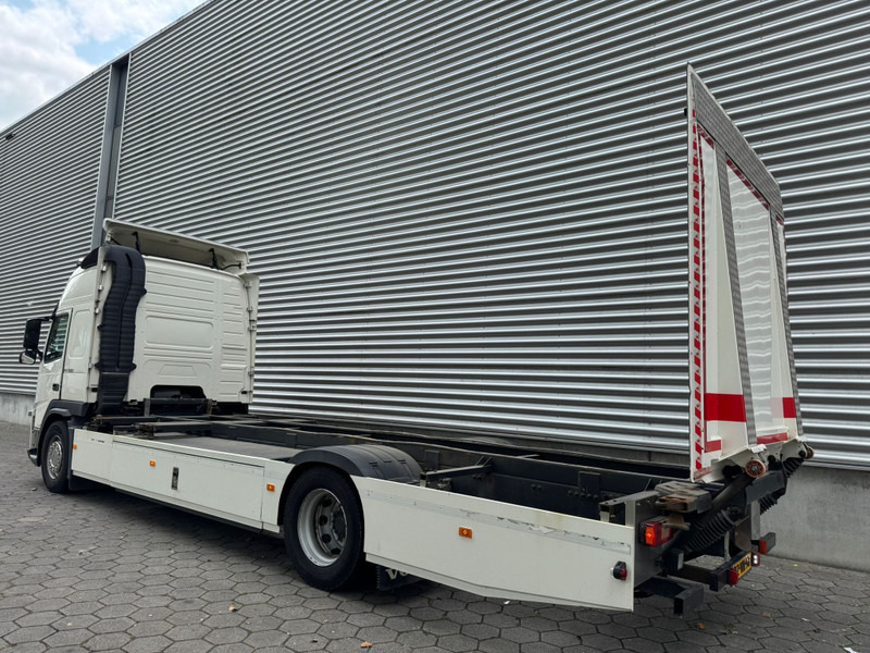 Volvo FM 330 XL EEV / I-Shift / VEB+ / 334.000..KM!! / Tail Lift / NL Truck - شاحنات الحاويات/ جسم علوي قابل للتغيير شاحنة: صور 2 Volvo FM 330 XL EEV / I-Shift / VEB+ / 334.000..KM!! / Tail Lift / NL Truck - شاحنات الحاويات/ جسم علوي قابل للتغيير شاحنة: صور 2