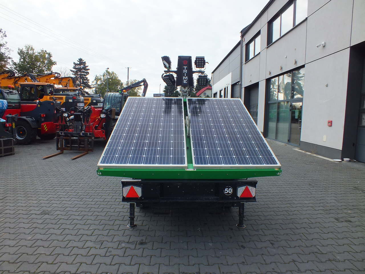 TRIME X-SOLAR - ابراج اضاءة - حفارة: صور 2 TRIME X-SOLAR - ابراج اضاءة - حفارة: صور 2