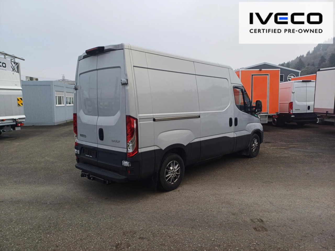 تأجير IVECO Daily 35S14NA8V/P CNG Euro6 Klima AHK Navi ZV IVECO Daily 35S14NA8V/P CNG Euro6 Klima AHK Navi ZV: صور 10