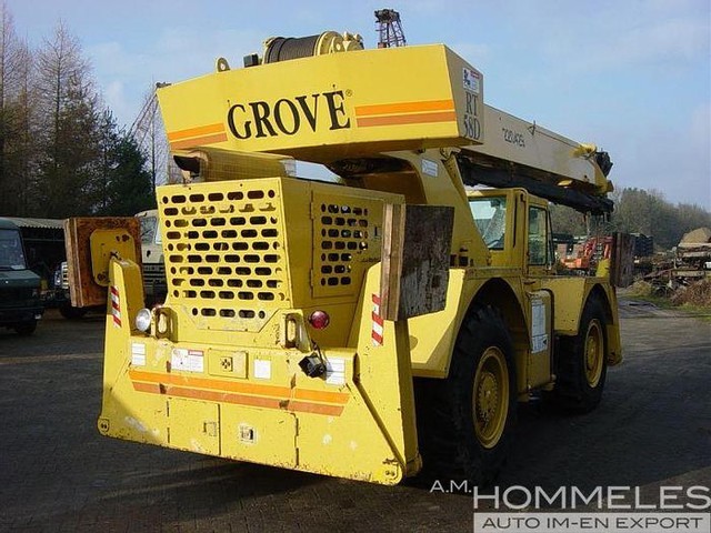 Grove RT58 D - رافعة الطرق الوعرة: صور 3 Grove RT58 D - رافعة الطرق الوعرة: صور 3