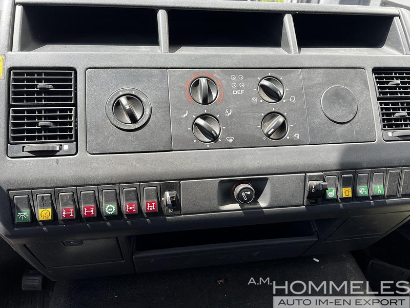 شاحنة MAN 18.225 LAC 4x4: صور 12