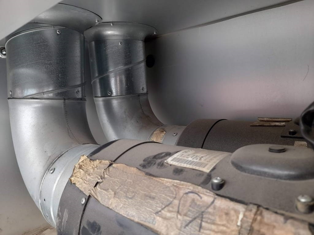 بصندوق مغلق شاحنة Iveco Eurocargo 120-250 Umpikori SSC-Heat System: صور 9