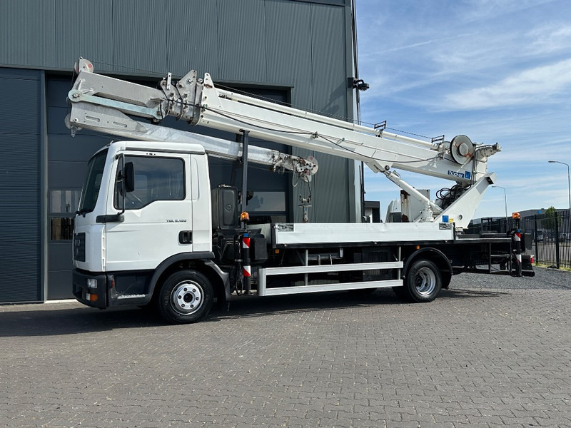 Böcker AK 32/1500 SPS Truck Crane,28.694 km!,3.926 hours! - رافعة لجميع التضاريس: صور 1 Böcker AK 32/1500 SPS Truck Crane,28.694 km!,3.926 hours! - رافعة لجميع التضاريس: صور 1