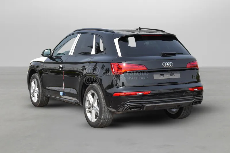 Audi Q5 AWD quattro with ultra technology - سيارة دفع رباعي: صور 4 Audi Q5 AWD quattro with ultra technology - سيارة دفع رباعي: صور 4