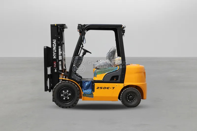 Hyundai Forklift 25DE-7 2.5 TONS DIESEL 3 STAGE - رافعة شوكية ديزل: صور 2 Hyundai Forklift 25DE-7 2.5 TONS DIESEL 3 STAGE - رافعة شوكية ديزل: صور 2