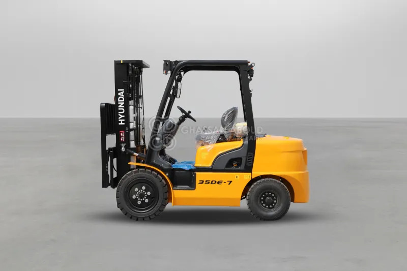 Hyundai Forklift 35DE-7 3.5 TONS DIESEL 3 STAGE - رافعة شوكية ديزل: صور 2 Hyundai Forklift 35DE-7 3.5 TONS DIESEL 3 STAGE - رافعة شوكية ديزل: صور 2