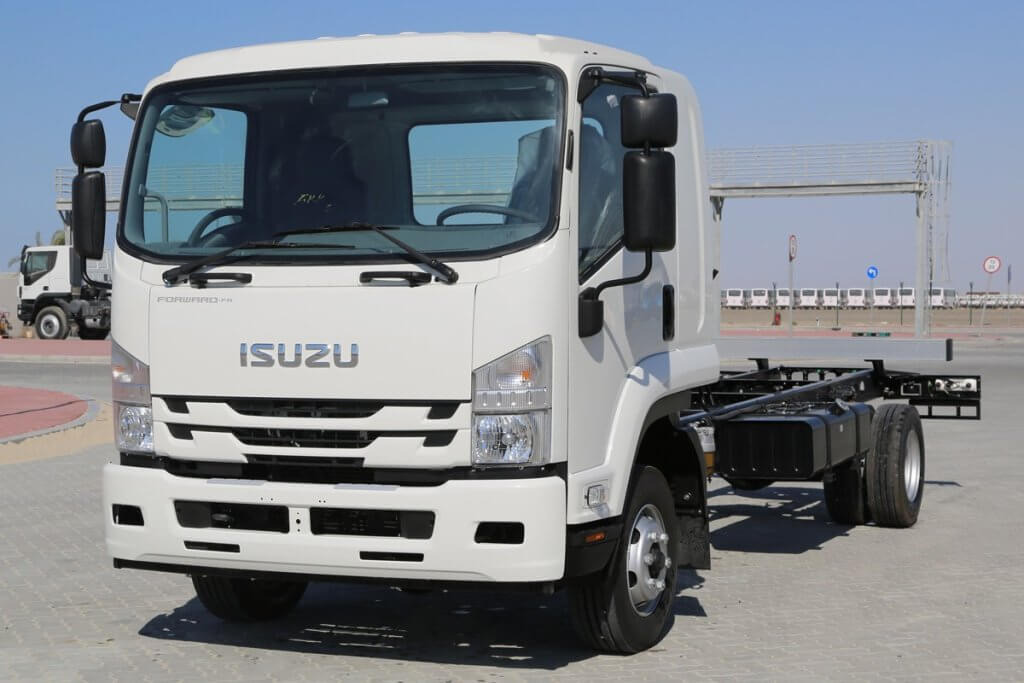 ISUZU FRR – 11 Ton GVW, Payload 7 Ton 4×2 Single Cabin Chassis with AC MY24 - الشاسيه شاحنة: صور 1 ISUZU FRR – 11 Ton GVW, Payload 7 Ton 4×2 Single Cabin Chassis with AC MY24 - الشاسيه شاحنة: صور 1