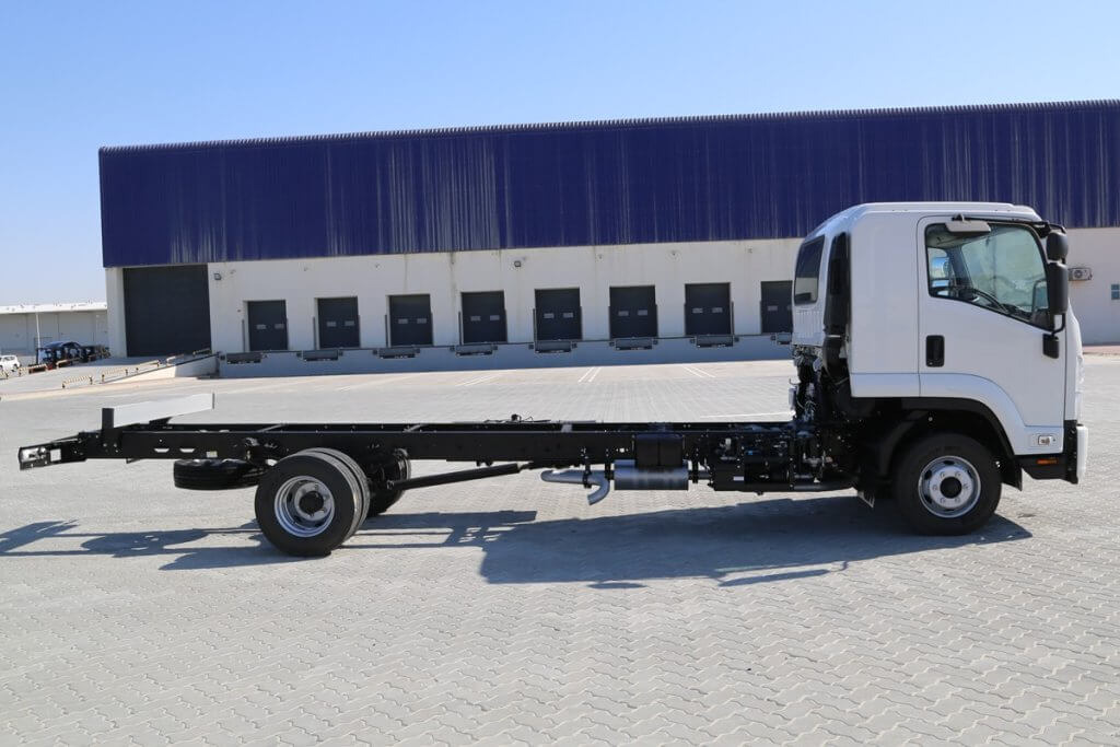 ISUZU FRR – 11 Ton GVW, Payload 7 Ton 4×2 Single Cabin Chassis with AC MY24 - الشاسيه شاحنة: صور 4 ISUZU FRR – 11 Ton GVW, Payload 7 Ton 4×2 Single Cabin Chassis with AC MY24 - الشاسيه شاحنة: صور 4
