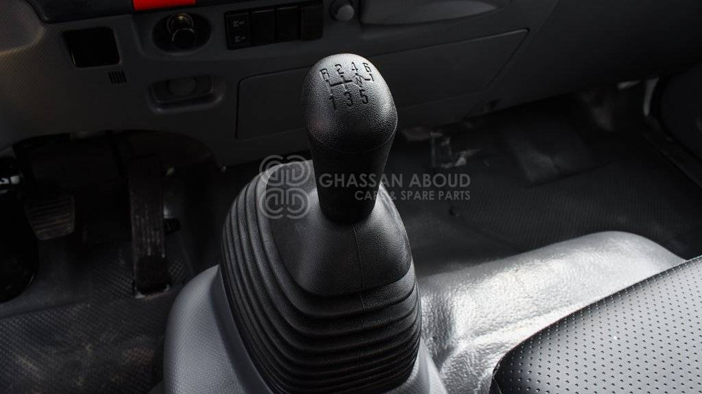 قلابات ISUZU NPR 75 DUMP TRUCK WITH A/C MY23: صور 12