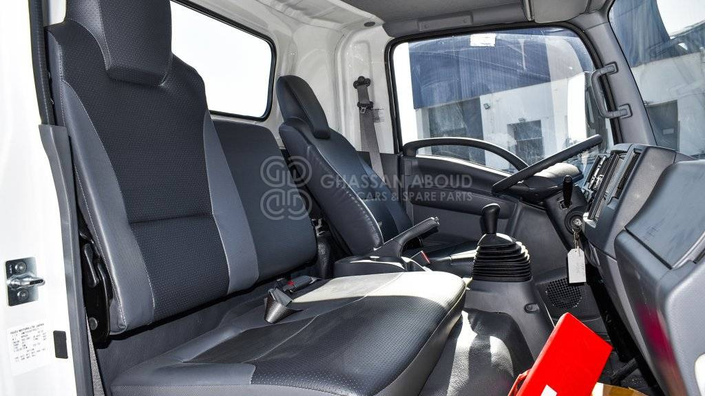 ISUZU NPR 75 LONG CHASSIS PAYLOAD 4.7 TON APPROX 4×2 W/ AC MY24 - الشاسيه شاحنة: صور 4 ISUZU NPR 75 LONG CHASSIS PAYLOAD 4.7 TON APPROX 4×2 W/ AC MY24 - الشاسيه شاحنة: صور 4