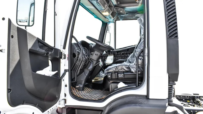 Iveco Euro Cargo ML180 4x2 Chassis - الشاسيه شاحنة: صور 4 Iveco Euro Cargo ML180 4x2 Chassis - الشاسيه شاحنة: صور 4
