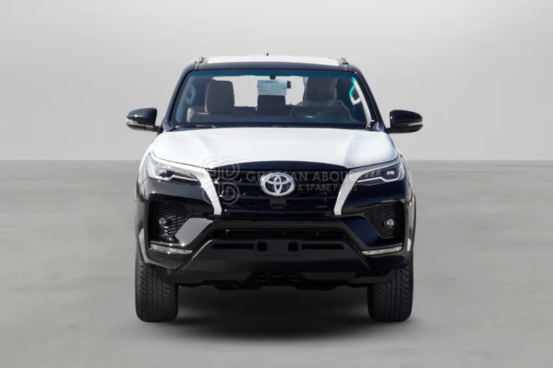 Toyota Fortuner 4x4 PART-TIME - سيارة دفع رباعي: صور 2 Toyota Fortuner 4x4 PART-TIME - سيارة دفع رباعي: صور 2