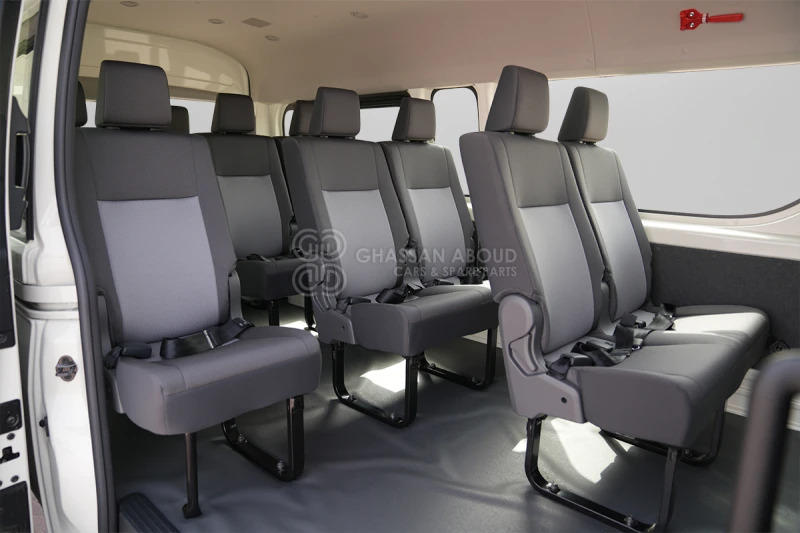 Toyota Hiace - صغيرة, ميكروباص: صور 5 Toyota Hiace - صغيرة, ميكروباص: صور 5