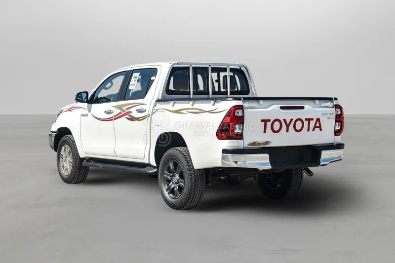 Toyota Hilux 4X4 Double Cabin - شاحنة البيك أب, الشاحنات الصغيرة كابينة مزدوجة: صور 4 Toyota Hilux 4X4 Double Cabin - شاحنة البيك أب, الشاحنات الصغيرة كابينة مزدوجة: صور 4