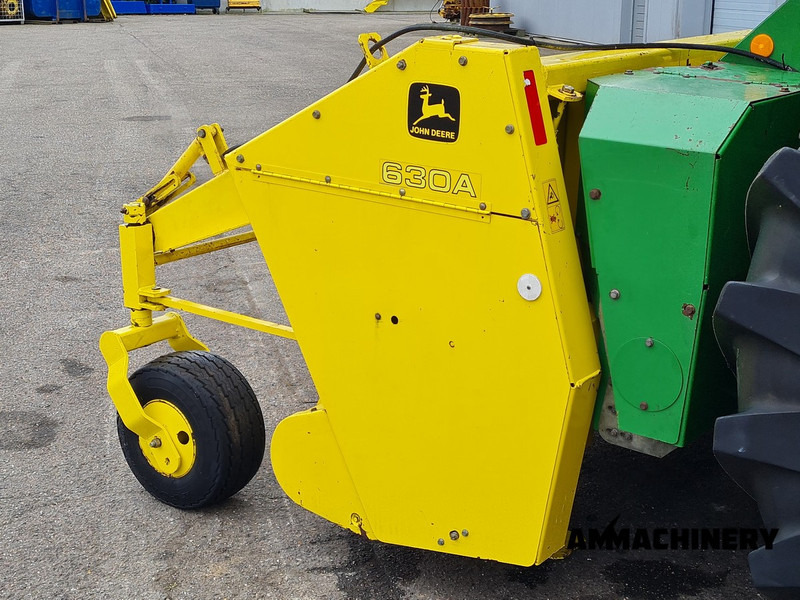 John Deere 630A pick-up - حصادات الذرة - الآلات والماكينات الزراعية: صور 4 John Deere 630A pick-up - حصادات الذرة - الآلات والماكينات الزراعية: صور 4