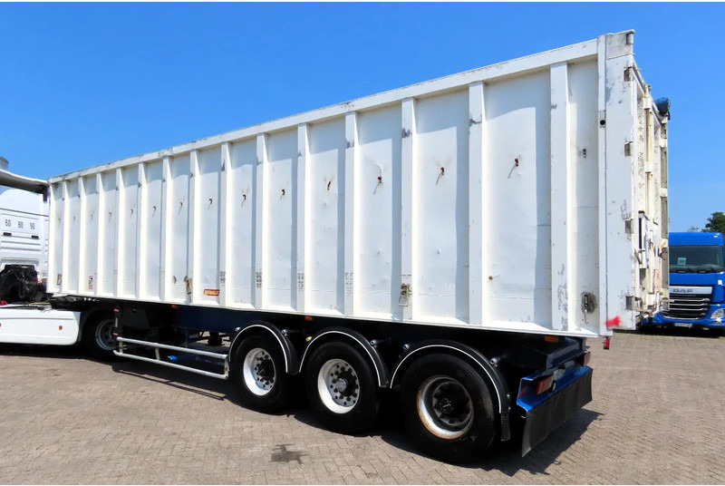 Benalu 55m3 , 5840 kg grain transport - قلابة نصف مقطورة: صور 4 Benalu 55m3 , 5840 kg grain transport - قلابة نصف مقطورة: صور 4