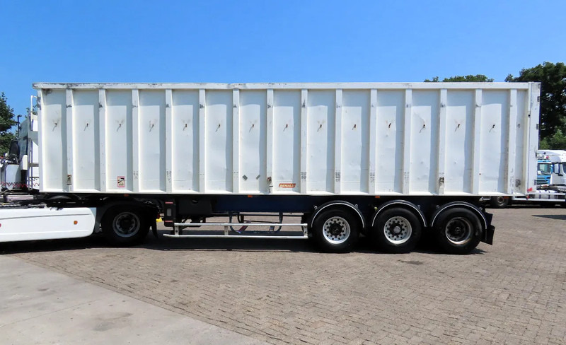 Benalu 55m3 , 5840 kg grain transport - قلابة نصف مقطورة: صور 3 Benalu 55m3 , 5840 kg grain transport - قلابة نصف مقطورة: صور 3