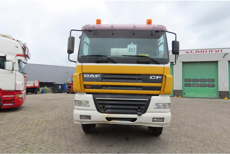 DAF CF 430 8x4, full spring ! Great condition - شاحنة خلاطة خرسانة: صور 3 DAF CF 430 8x4, full spring ! Great condition - شاحنة خلاطة خرسانة: صور 3