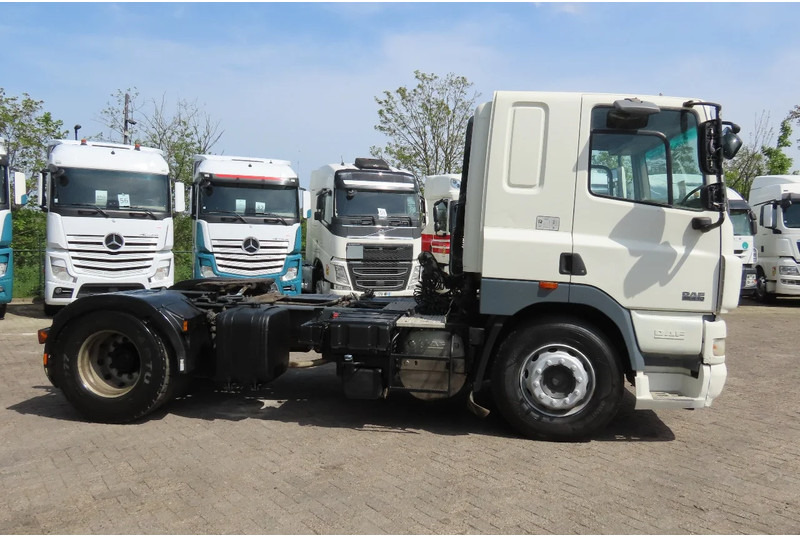 DAF CF 85.410 Manual, Retarder, PTO/Hydraulic, Very clean truck! - شاحنة جرار: صور 4 DAF CF 85.410 Manual, Retarder, PTO/Hydraulic, Very clean truck! - شاحنة جرار: صور 4