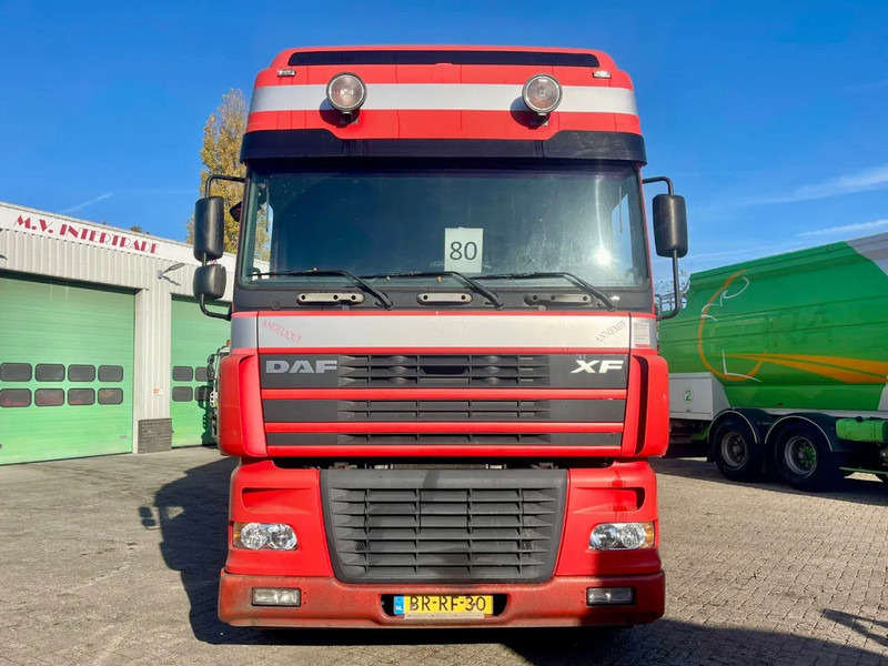 DAF XF 95.430 BERDEX 3 decks. Water, fans, Scales! Excellent condition. - شاحنة نقل المواشي شاحنة: صور 3 DAF XF 95.430 BERDEX 3 decks. Water, fans, Scales! Excellent condition. - شاحنة نقل المواشي شاحنة: صور 3