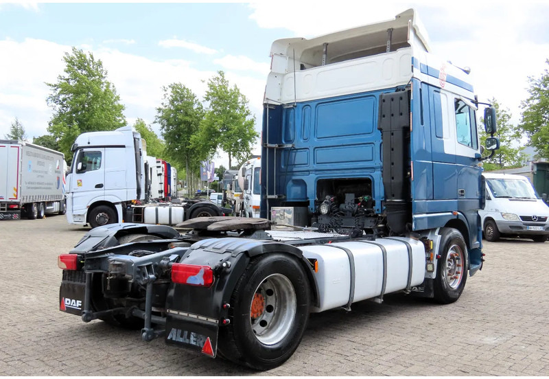 DAF XF 95.530 EURO4. Royal DAF! - شاحنة جرار: صور 4 DAF XF 95.530 EURO4. Royal DAF! - شاحنة جرار: صور 4