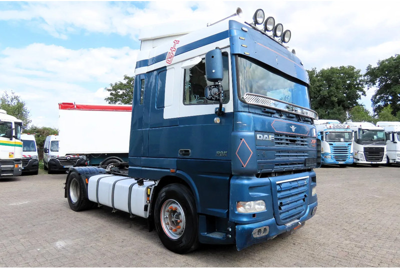 DAF XF 95.530 EURO4. Royal DAF! - شاحنة جرار: صور 3 DAF XF 95.530 EURO4. Royal DAF! - شاحنة جرار: صور 3
