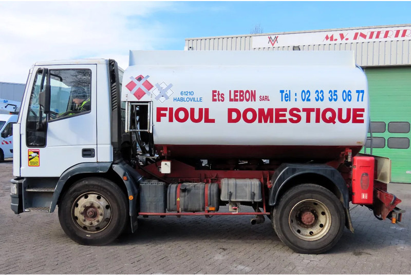 Iveco Eurocargo FUEL (DIESEL/PETROL) 8000 LITERS, COMP: 3500L,1000L, 3500L - شاحنة صهريج, شاحنة كرين: صور 4 Iveco Eurocargo FUEL (DIESEL/PETROL) 8000 LITERS, COMP: 3500L,1000L, 3500L - شاحنة صهريج, شاحنة كرين: صور 4