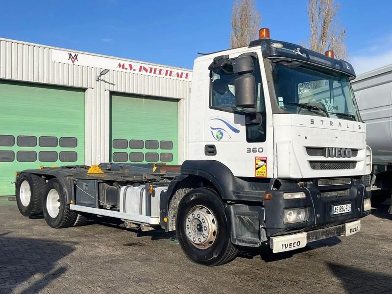 Iveco Stralis 360 6x2 Manual gearbox - شاحنة كرين: صور 1 Iveco Stralis 360 6x2 Manual gearbox - شاحنة كرين: صور 1