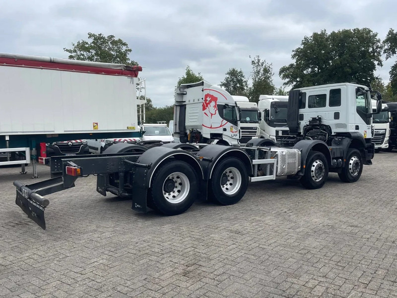 Iveco Trakker 410 PTO RETARDER, 8x4 , 442000 km! - الشاسيه شاحنة: صور 5 Iveco Trakker 410 PTO RETARDER, 8x4 , 442000 km! - الشاسيه شاحنة: صور 5