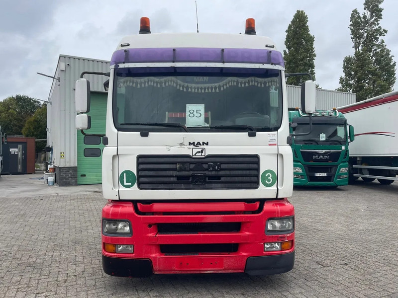 MAN TGA 18.410 EURO2 , Manual injection, FRIGO - شاحنة جرار: صور 2 MAN TGA 18.410 EURO2 , Manual injection, FRIGO - شاحنة جرار: صور 2