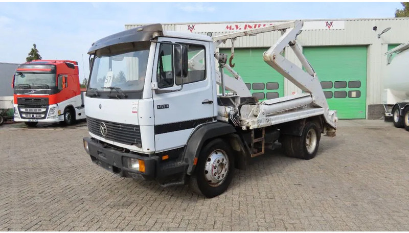 Mercedes-Benz 1514 Manual diesel pomp. Very clean - شاحنة - نظام الكابلات: صور 2 Mercedes-Benz 1514 Manual diesel pomp. Very clean - شاحنة - نظام الكابلات: صور 2