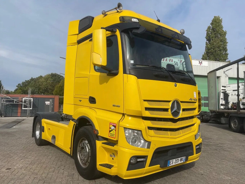 Mercedes-Benz Actros 1846 Vin: WDB96340310213885 RETARDER, FRIGO - شاحنة جرار: صور 4 Mercedes-Benz Actros 1846 Vin: WDB96340310213885 RETARDER, FRIGO - شاحنة جرار: صور 4