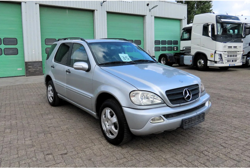 Mercedes-Benz M-Klasse ML ML 270. for export, 5 seats, real leather, Climate - سيارة دفع رباعي: صور 1 Mercedes-Benz M-Klasse ML ML 270. for export, 5 seats, real leather, Climate - سيارة دفع رباعي: صور 1