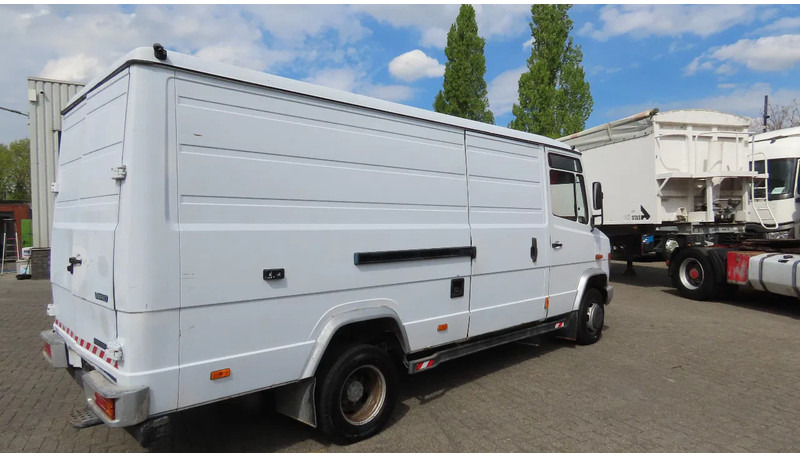 Mercedes-Benz Vario 612 D - فان: صور 3 Mercedes-Benz Vario 612 D - فان: صور 3