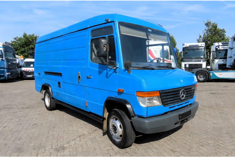 Mercedes-Benz Vario 812D - فان: صور 3 Mercedes-Benz Vario 812D - فان: صور 3