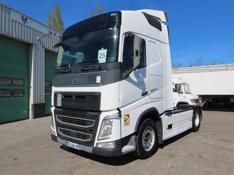 Volvo FH 460 YV2RTY0A3JB867622, FRIGO, 2X FUEL TANK, frigo, EURO6 - شاحنة جرار: صور 2 Volvo FH 460 YV2RTY0A3JB867622, FRIGO, 2X FUEL TANK, frigo, EURO6 - شاحنة جرار: صور 2
